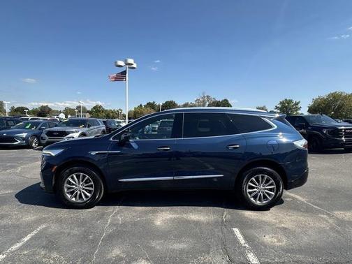 2023 Buick Enclave Essence FWD
