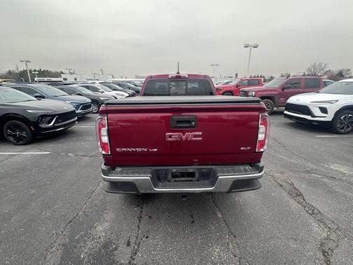 2017 GMC Canyon SLT