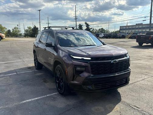 2025 Chevrolet Traverse RS