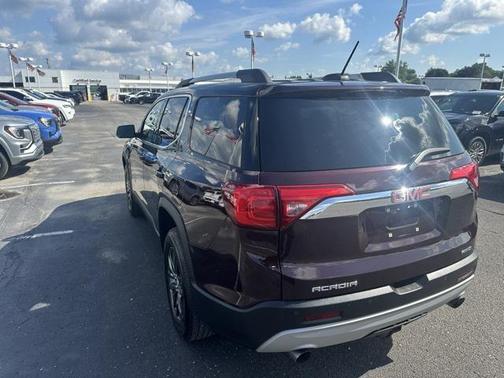 2017 GMC Acadia SLT-1