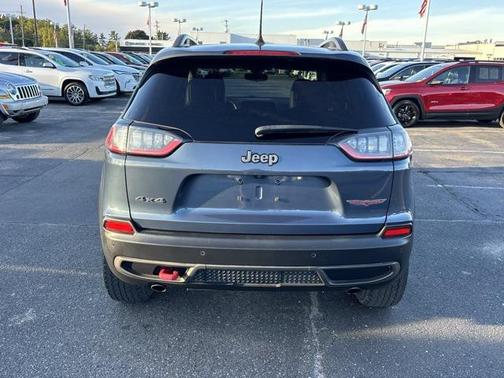 2019 Jeep Cherokee Trailhawk