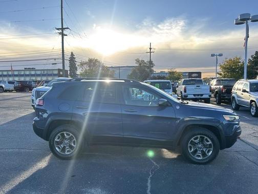2019 Jeep Cherokee Trailhawk