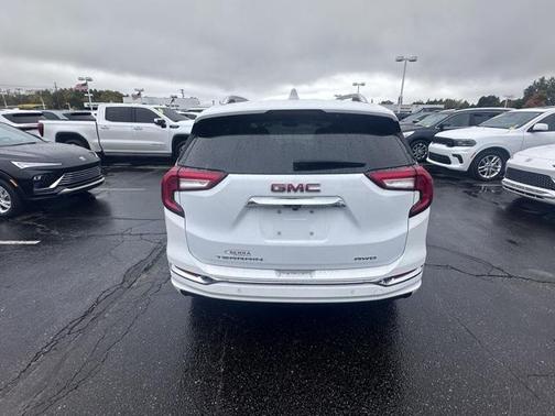 2023 GMC Terrain Denali