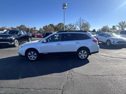 2011 Subaru Outback 3.6 R Limited