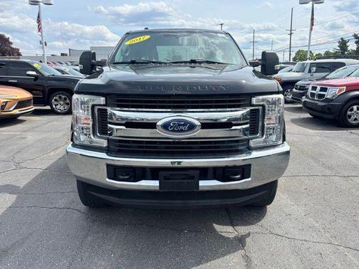 SHADOW BLACK 2017 Ford F-250 XLT