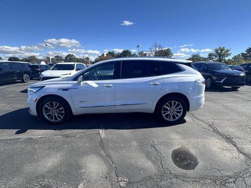 2023 Buick Enclave Avenir AWD