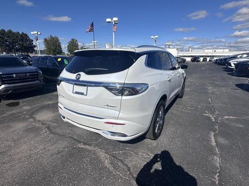 2023 Buick Enclave Avenir AWD