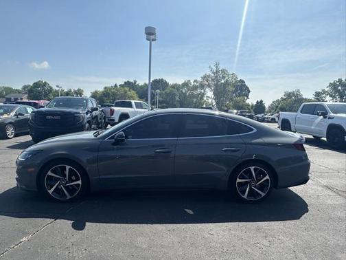 2023 Hyundai SONATA SEL Plus