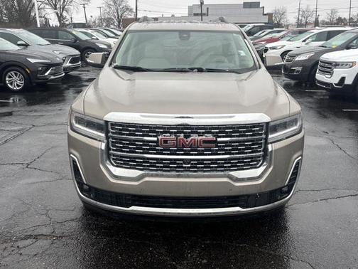 2022 GMC Acadia Denali