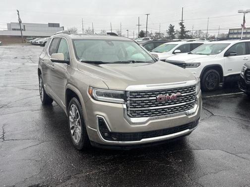 2022 GMC Acadia Denali