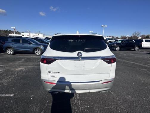 2023 Buick Enclave Essence AWD