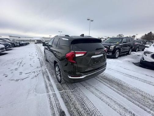 2023 GMC Terrain Denali