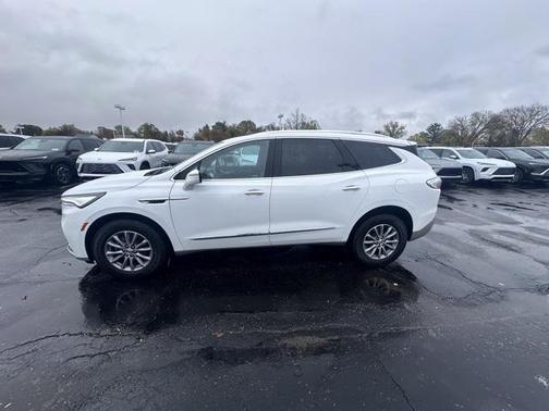 2024 Buick Enclave Essence AWD