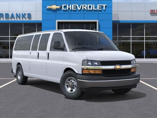 2025 Chevrolet Express 3500 LT