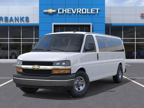 2025 Chevrolet Express 3500 LT