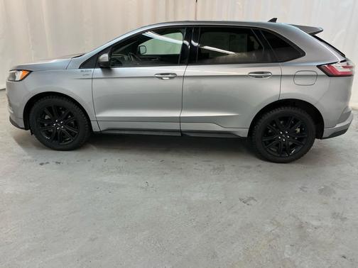 2022 Ford Edge ST-Line