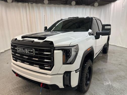 2024 GMC Sierra 2500 AT4