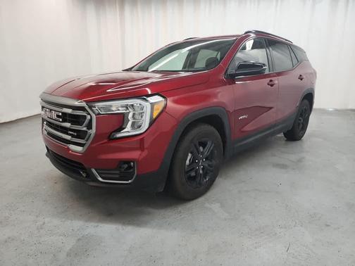 2024 GMC Terrain AT4