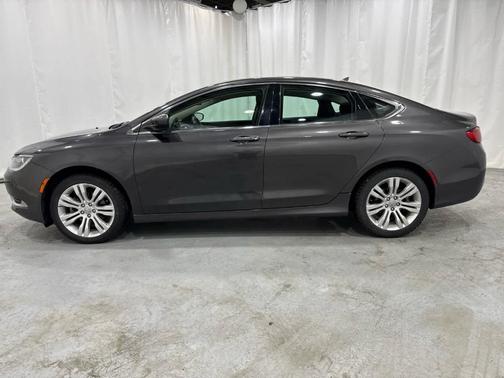 Granite Crystal Clearcoat Metallic 2015 Chrysler 200 Limited