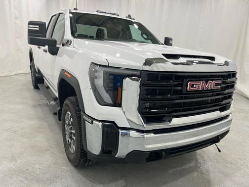 2024 GMC Sierra 3500 Pro