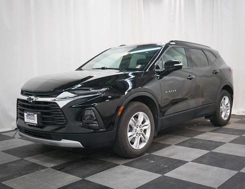 Photo 1 of 24 of 2020 Chevrolet Blazer 2LT
