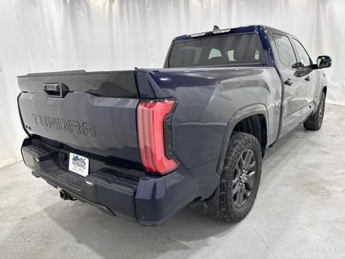 2023 Toyota Tundra Platinum