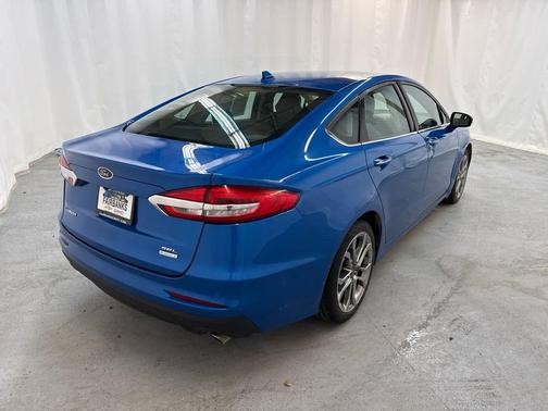 2020 Ford Fusion SEL
