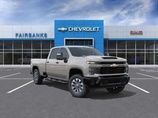White Sand 2026 Chevrolet Silverado 2500 Custom