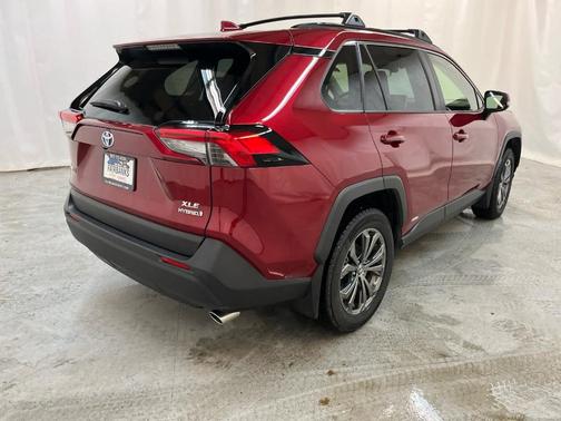 2024 Toyota RAV4 Hybrid XLE Premium