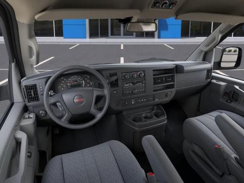 2025 GMC Savana 3500 LT