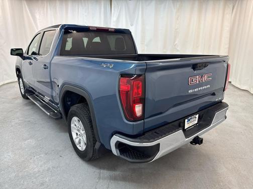 2024 GMC Sierra 1500 SLE