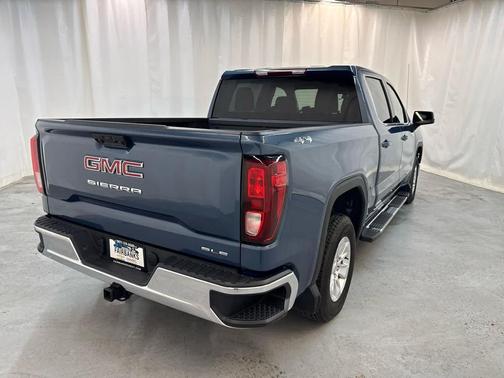 2024 GMC Sierra 1500 SLE