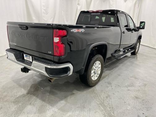 2025 Chevrolet Silverado 3500 LT