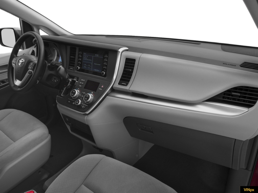 2018 Toyota Sienna SE