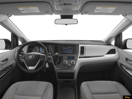 2018 Toyota Sienna SE