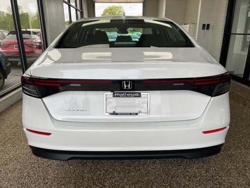 2025 Honda Accord LX 1.5T