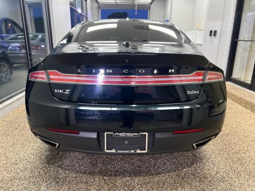 2014 Lincoln MKZ Hybrid Base
