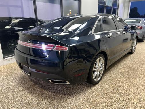 2014 Lincoln MKZ Hybrid Base
