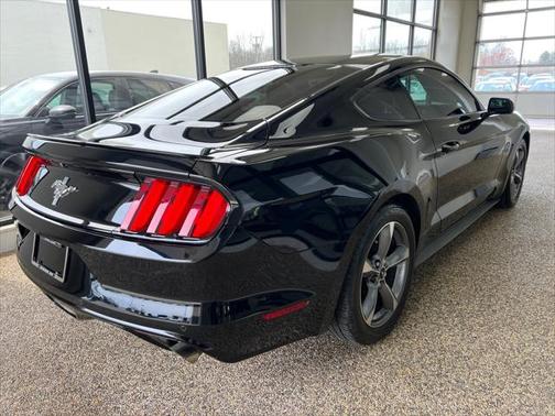 2017 Ford Mustang V6