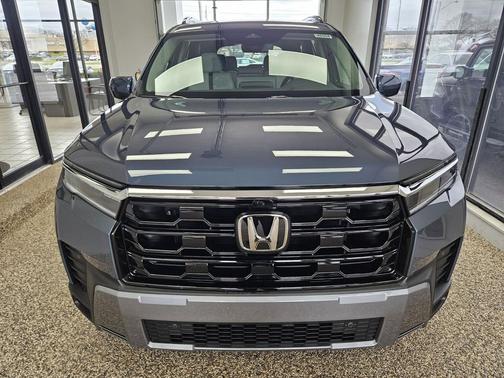 2026 Honda Pilot Touring 8-Passenger