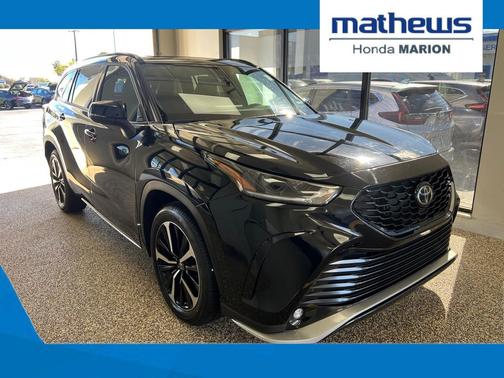 2022 Toyota Highlander XSE
