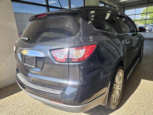 Black Granite Metallic 2014 Chevrolet Traverse 1LT