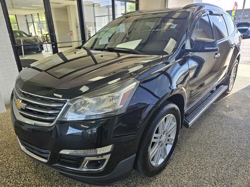 Black Granite Metallic 2014 Chevrolet Traverse 1LT