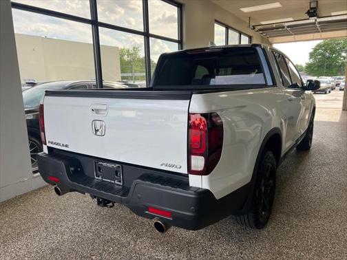 2022 Honda Ridgeline Black