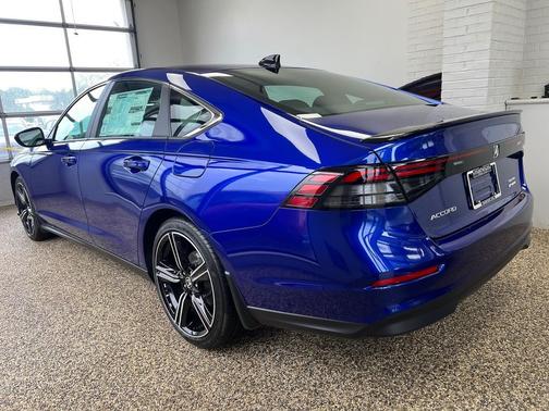 2025 Honda Accord Hybrid Base