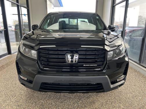 2023 Honda Ridgeline Black