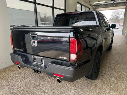 2023 Honda Ridgeline Black