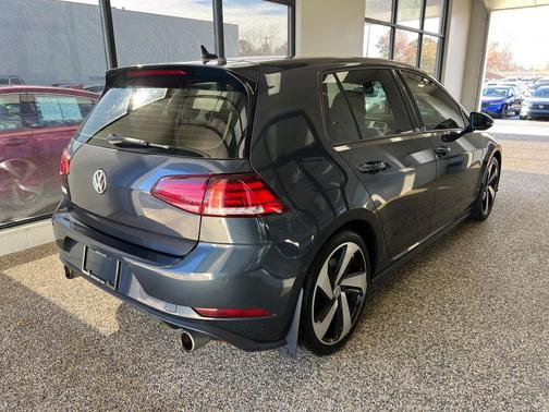 2018 Volkswagen Golf GTI 2.0T S 4-Door