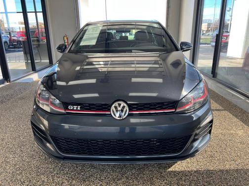 2018 Volkswagen Golf GTI 2.0T S 4-Door