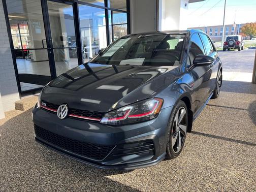 2018 Volkswagen Golf GTI 2.0T S 4-Door